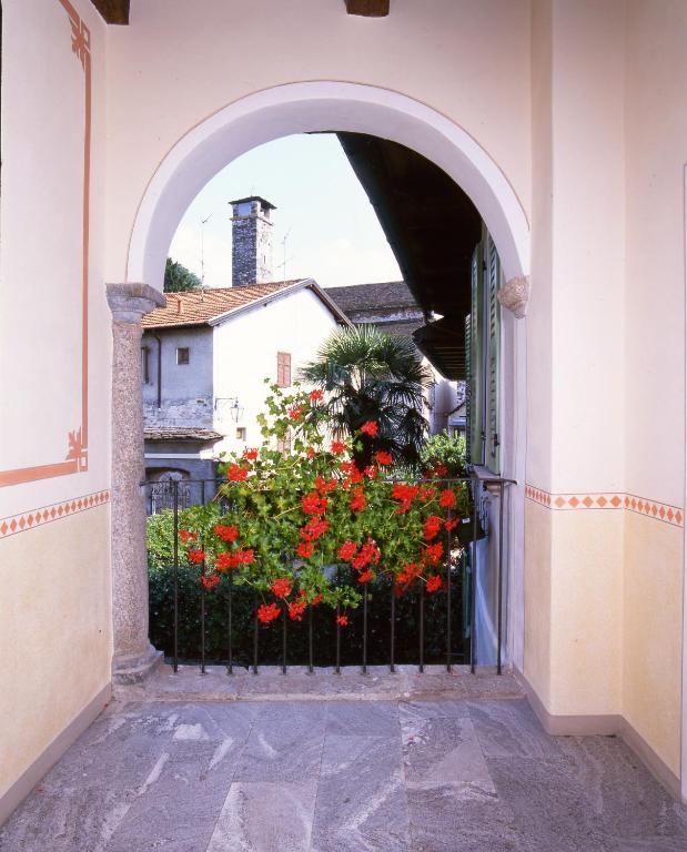 La Contrada Dei Monti Hotel Orta San Giulio Exterior photo